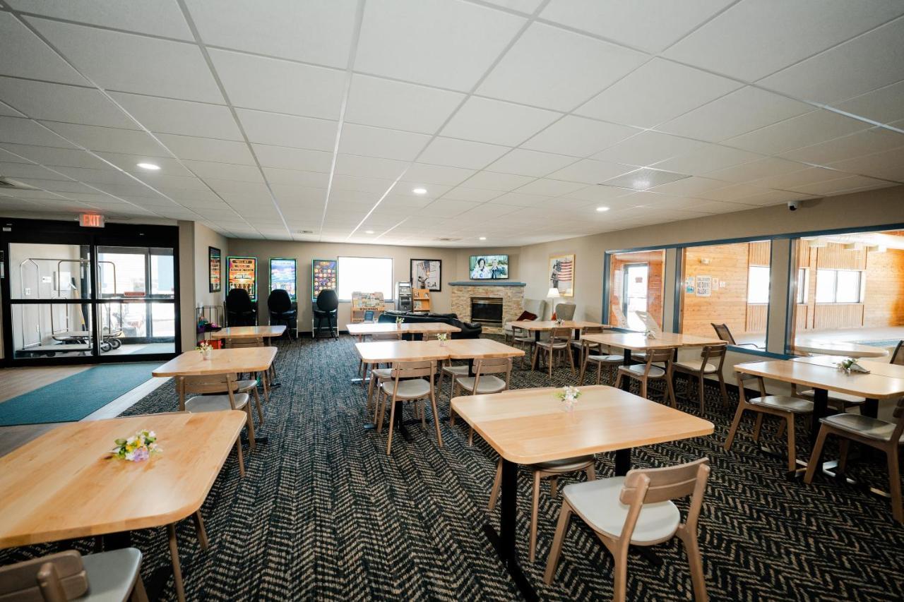Americinn By Wyndham Tomahawk Exterior photo